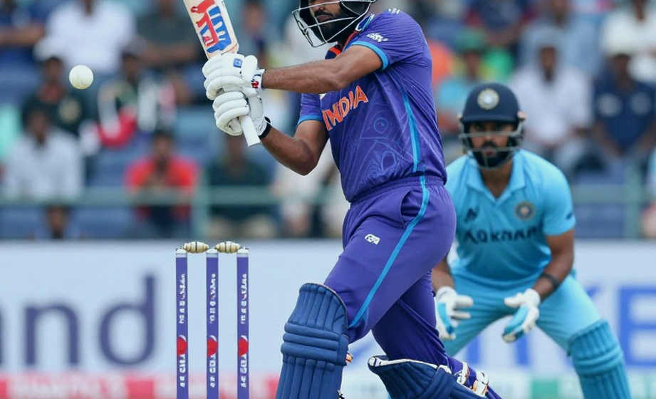 অস্ট্রেলিয়ান ক্রিকেটের বেতন-সীমা ও চুক্তির হিসাবের খাতা: স্থানীয় ও অভিবাসী দুই চোখে যাকে দেখা যায় না
