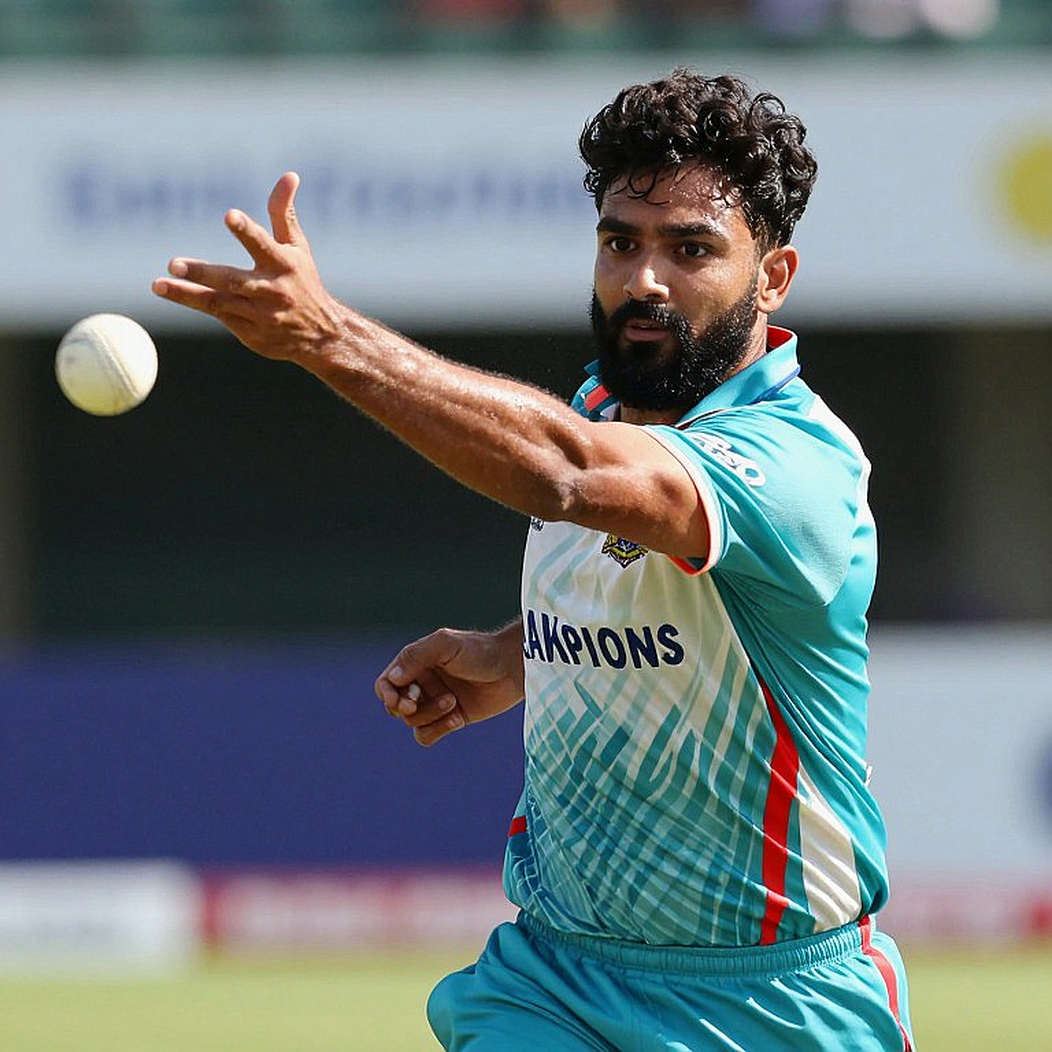 মিরপুরের ১৮ ওভার: যে সংখ্যা বাংলাদেশের পেস আক্রমণকে ভুল পড়ে